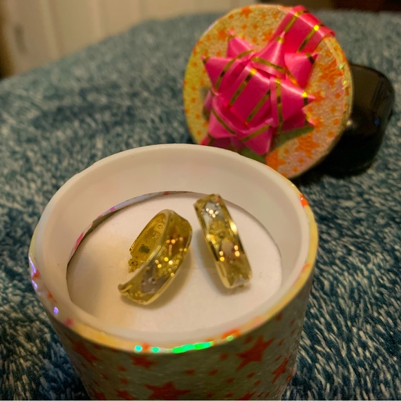 Gold earrings 14k - Picture 7 of 10